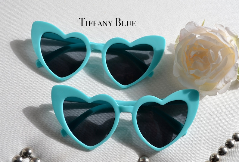 Custom Bachelorette Party Heart Shaped Sunglasses, Bach Party Favors, Hen Party, Bridal Party, Red Orange Blue Hot Pink Green Sunglasses zdjęcie 3