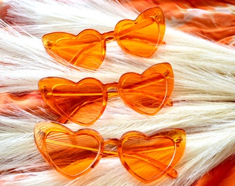 Orange Herz Junggesellinnenparty Sonnenbrille, Veuve vor dem Gelübde, Liebe auf den ersten Spritz Brautdusche Gefälligkeiten, Benommen und Engagiert, elektrische Liebe