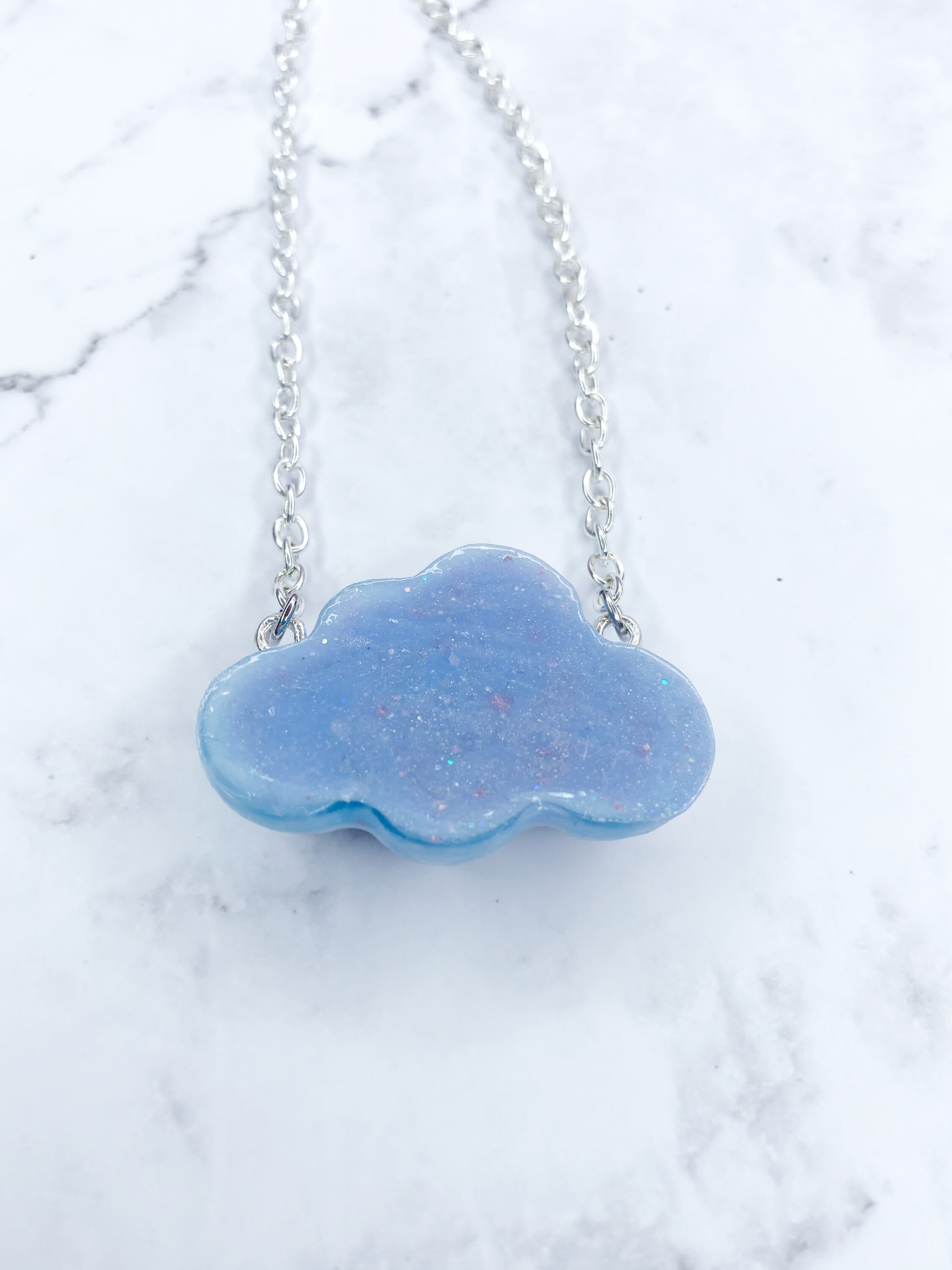 Resin cloud necklace Clearance