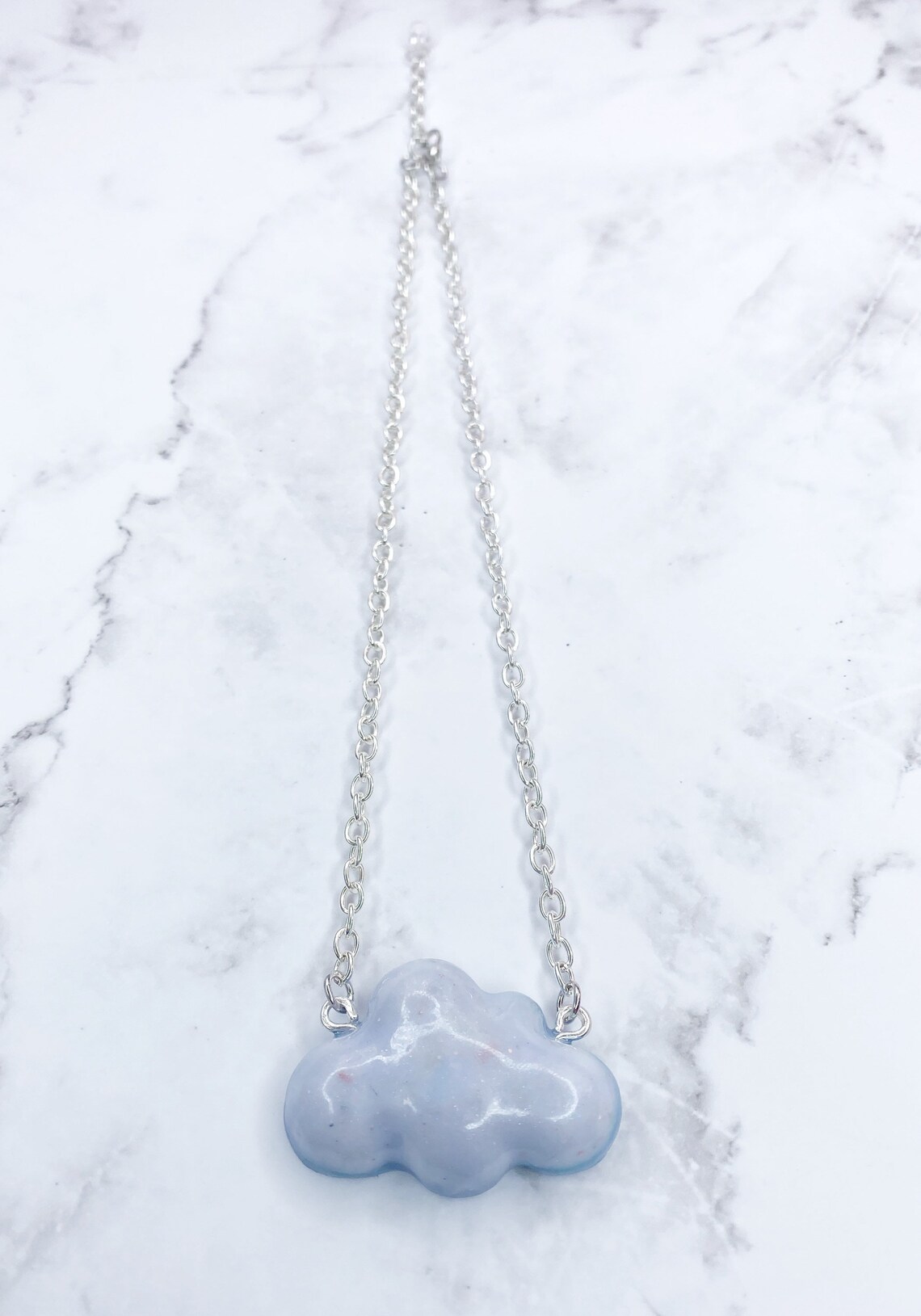 Resin cloud necklace Clearance