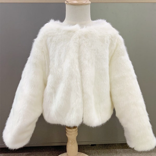 Long Sleeves Faux Fur Shrug for Wedding,Ivory Shrug Coat,Off-white Flower Girl Fur Coat,Girls Winter Cape with Sleeves First Communion