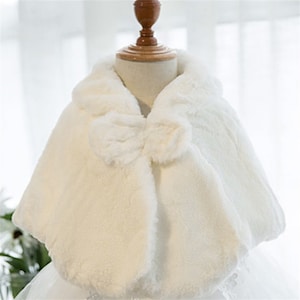 Baby Girl Princess White Coats Kids Faux Fur Warm Short Jacket for Wedding Dress Party Formal Girls Bolero Toddler Girl Outwear