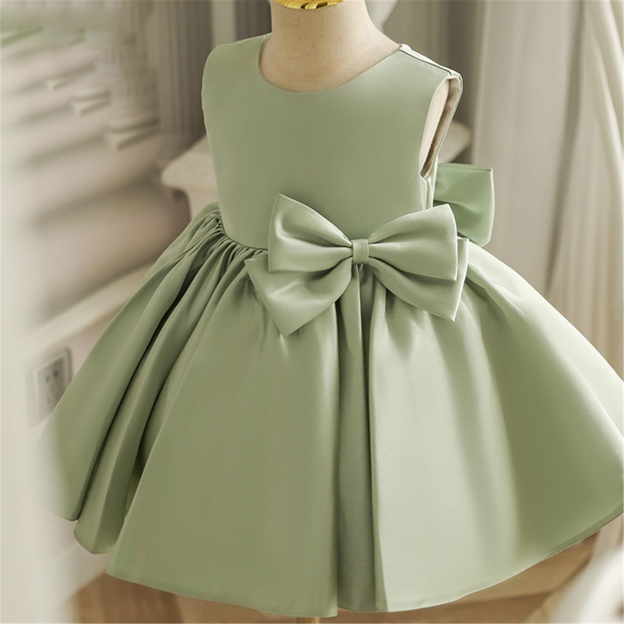 Lluvia Green | Short Silky A-line Dress