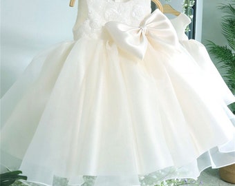 Robe en satin blanc pour tout-petit, robe à nœud, robe sans manches pour bébé pour tout-petit, robe de mariage et bouquet de filles, robe de fête pour 1er anniversaire, robe de baptême