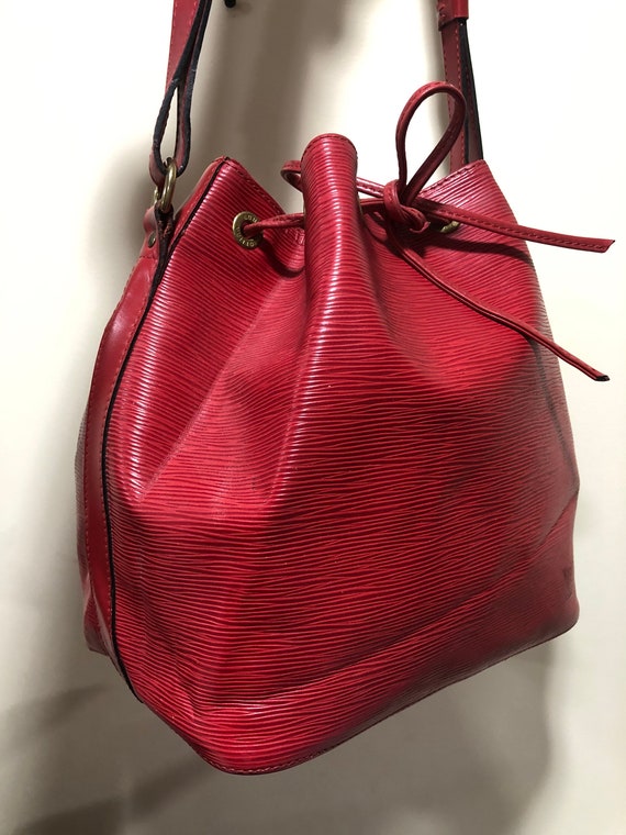 Authentic Louis Vuitton Petit Neo Epi Red 