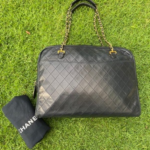 CHANEL Vintage Classic Quilted Dark Blue Leather Chain Link Shoulder Bag  Made in France