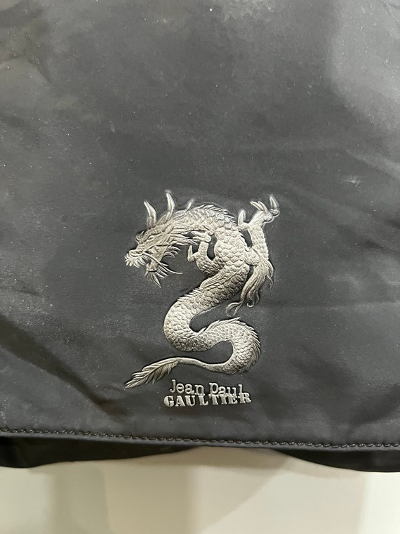 ツイル VTG JPG Dragon Embossed Kiss Lock Bag ミニポシェ