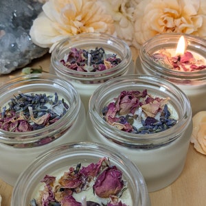 Sacred Crystal Unconditional Love and Abundance Soy Candle scented with Certified Organic Essential Oil: zdjęcie 1