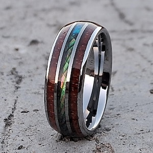 8mm Tungsten Ring - Hawaiian Koa Wood & Labradorite Inlay Wedding Band for Men. Unique, Stylish, and Durable Design for a Timeless Look.