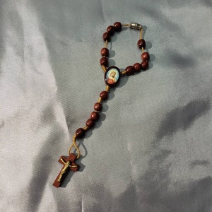 Wood Car Rosary Beads, Travel Rosary, Car Protection, Pocket Rosary Decade Pastor Travel Rosary, Prayer Beads, Auto Rosary, Car Accessories