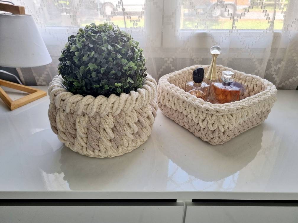 Corbeilles de Corde Coton Fait à La Main . Corbeilles Rangement, Organisateur Corbeilles