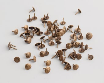 Tachuelas de tapicería con diseño de bronce antiguo: Caja de madera y accesorios de herrajes para muebles