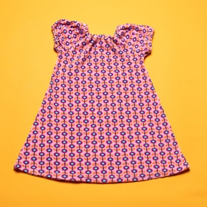 Vintage Girl Dress 60&#39;s style pink terry cloth mini dress off the shoulders mod dress pink patterned short sleeve summer dress age 12 years