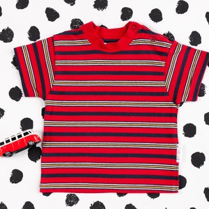 90s Vintage Baby Tee Shirt . Age 3 - 6 Months size 62 T-Shirt Striped Red Cute Shirt Short Sleeve Top Kids Vintage T-Shirt