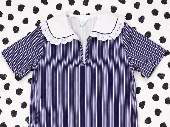 Vintage Girls Peter Pan Collar Blouse . Age 9 - 10 Kids Cotton Tee Vintage Girls Clothes Big Girls Blue Striped Top 1980s Kids Clothing