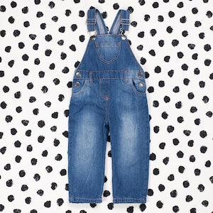 Vintage Baby Overalls . Age 18 - 24 months 90s Kids Denim Overalls Floral Girls Dungarees 90s Kids Clothing Toddler Gift Idea