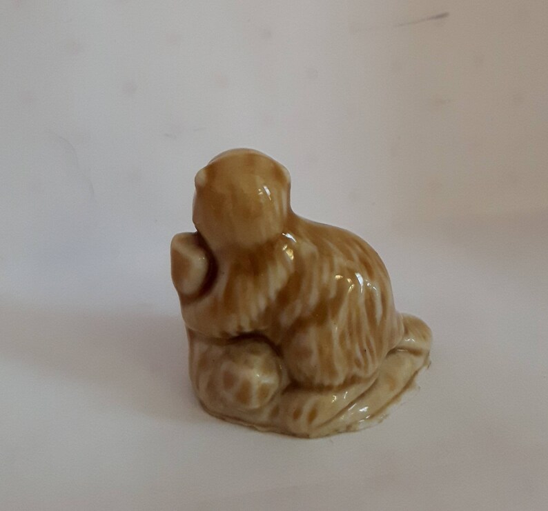 Very Rare Wade Whimsies Figurine Vintage Red Rose Tea Honey Etsy
