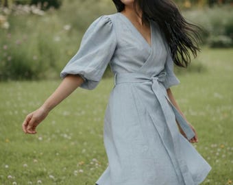 Vestido cruzado de lino PAULA con cinturón y mangas abullonadas con certificación Oeko-TEX