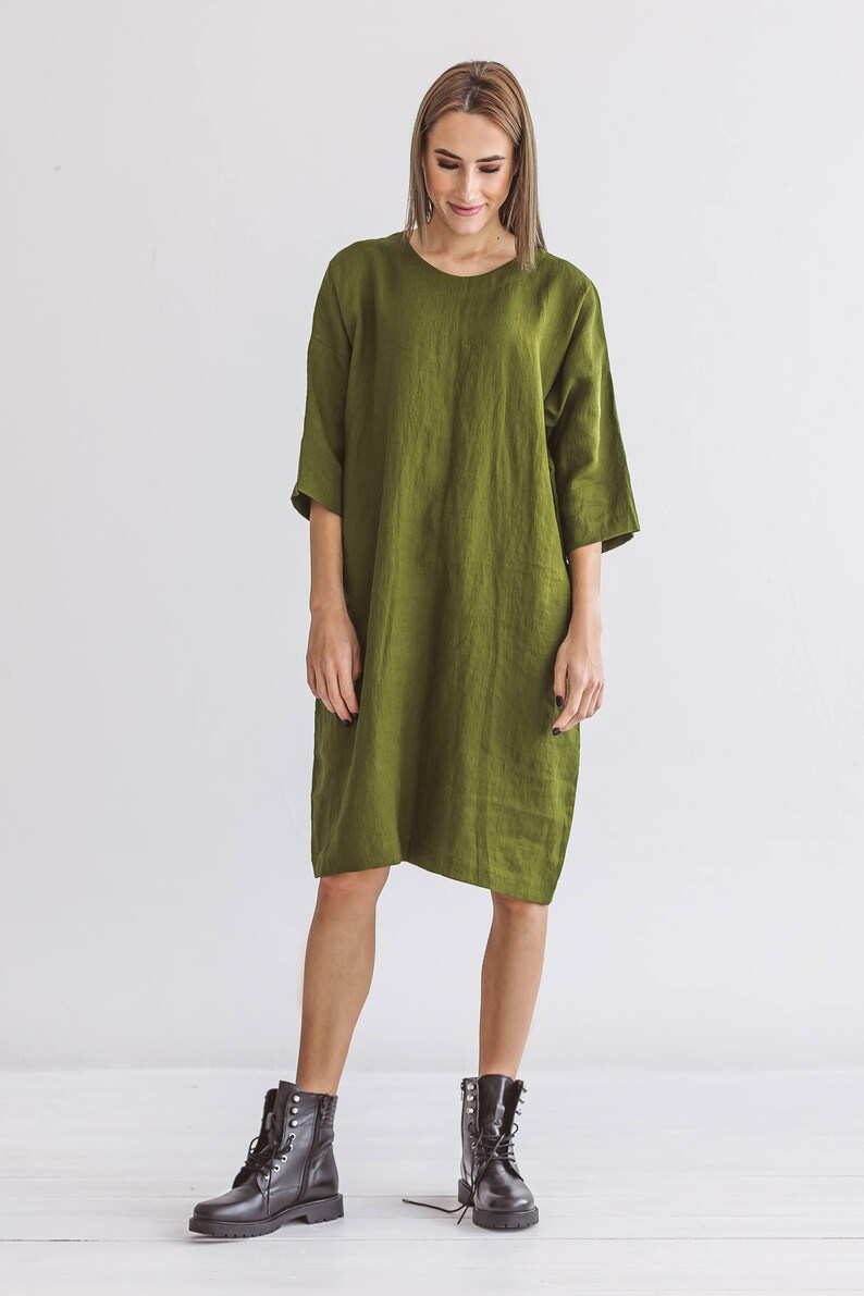 Relaxed fit linen dress with knee length hem and loose cut