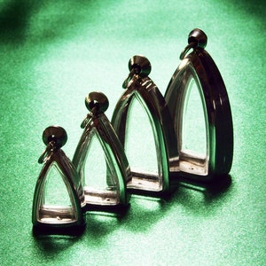 Gothic Arches, Shadow Box Pendant, Display Case, Arch Window, Terrarium Vial, Diorama, Clear Lockets, Silvertone, Art Supplies, 4pcs