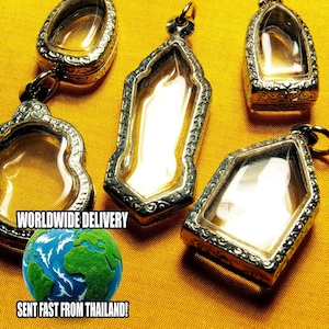 Shadow Box Pendants, Terrarium, Engraved Necklace Trays, Clear Locket, Empty Container, Diorama, Display Case, Art and Craft, Lot of 5