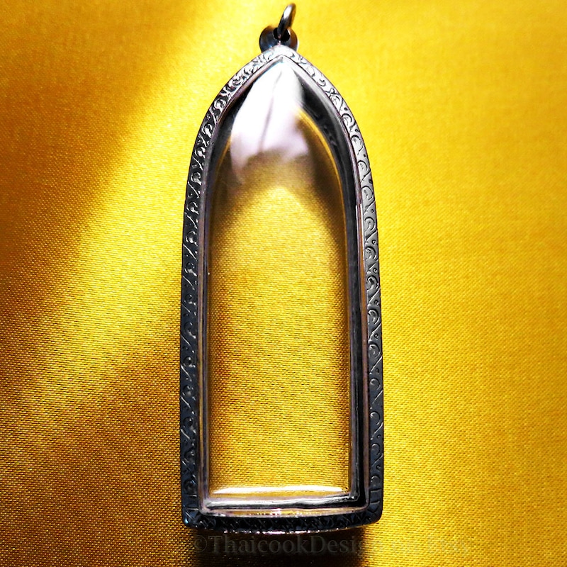 Gothic Arches Necklace - Etsy