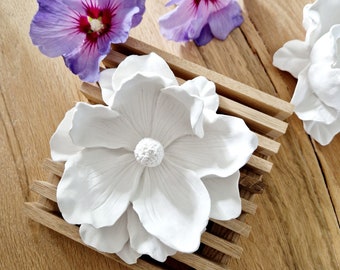 Hibiskus Blüte aus Raysin,  Dekoblüte weiß, Tischdekoration Hochzeit, Blütendekoration weiß