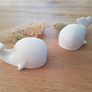 Whale figurine, maritime table decoration whale, baptism decoration, beach party decoration, small maritime gift