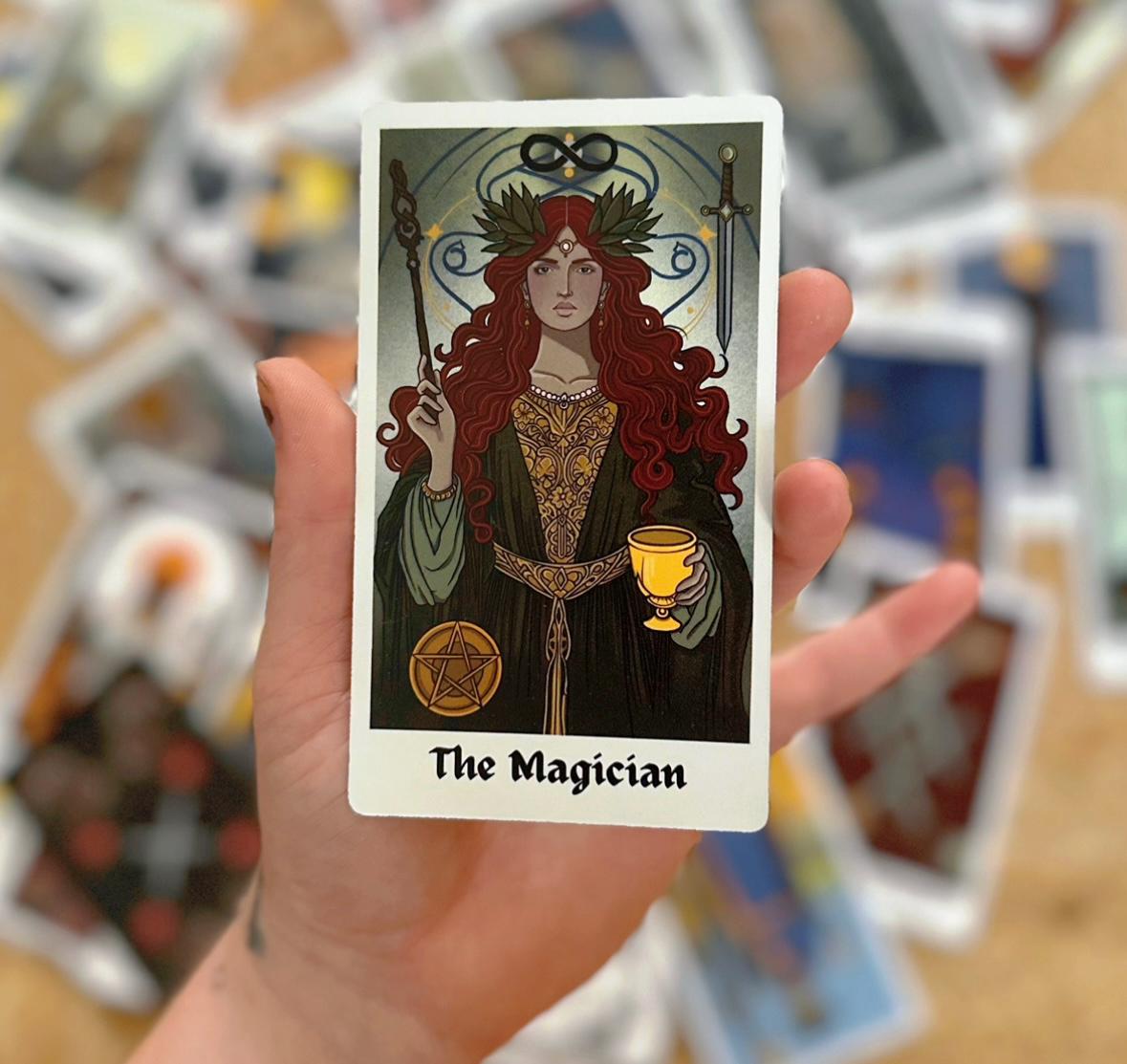 Recipe Tarot Deck: Illustrated Witchy Tarot With Magical Recipes