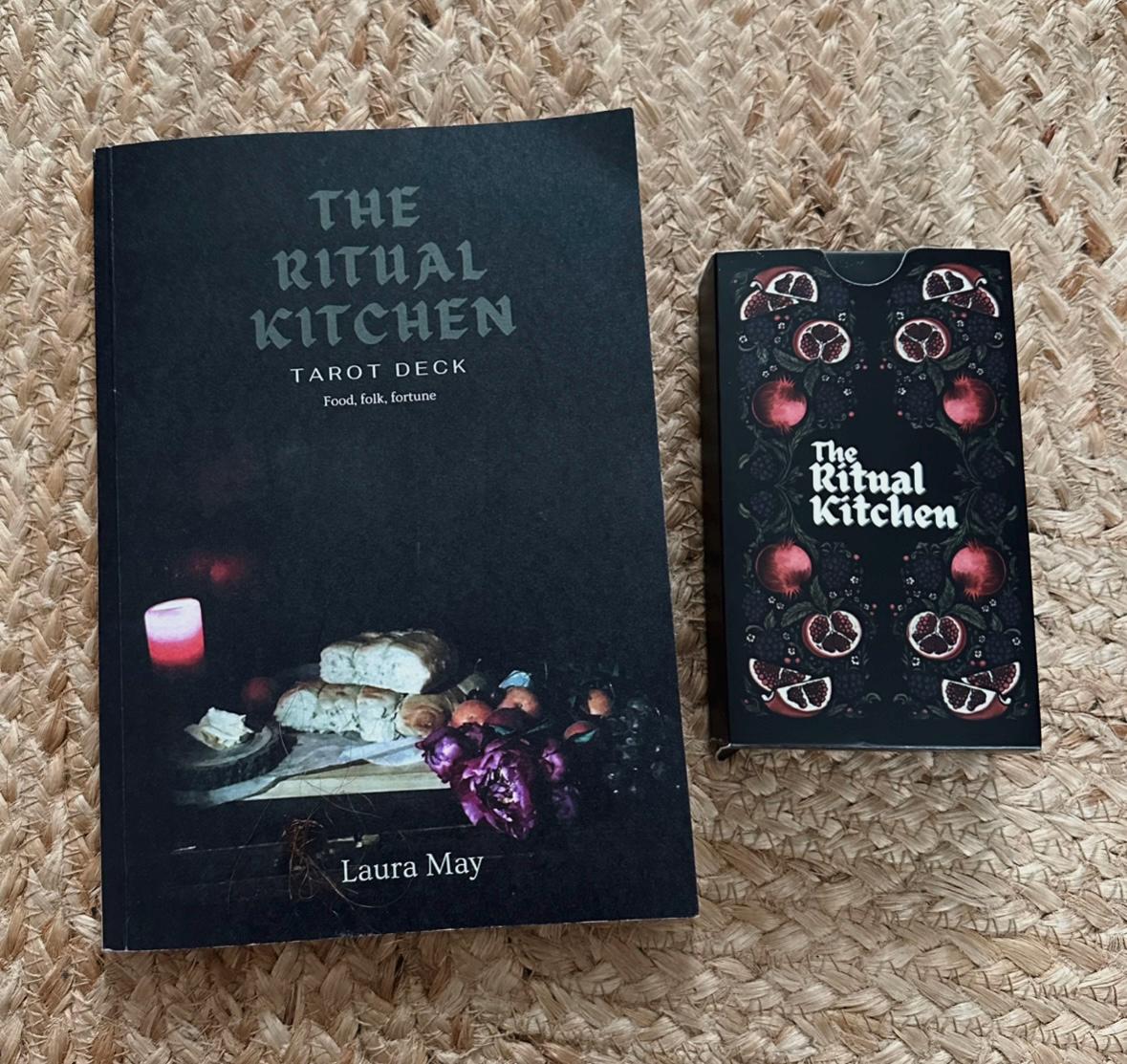 【超希少】Herbal and Spiced Culinary Tarot Recipe Tarot Deck: Illustrated Witchy Tarot With Magical