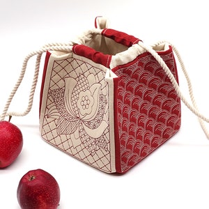 Karminrot-Weiße Sashiko Kordelzugtasche - Komebukuro - Japanische Quilt Stickerei, Sakura, Lotus Blume, Kinchaku Beutel, Leinen 20x20 cm