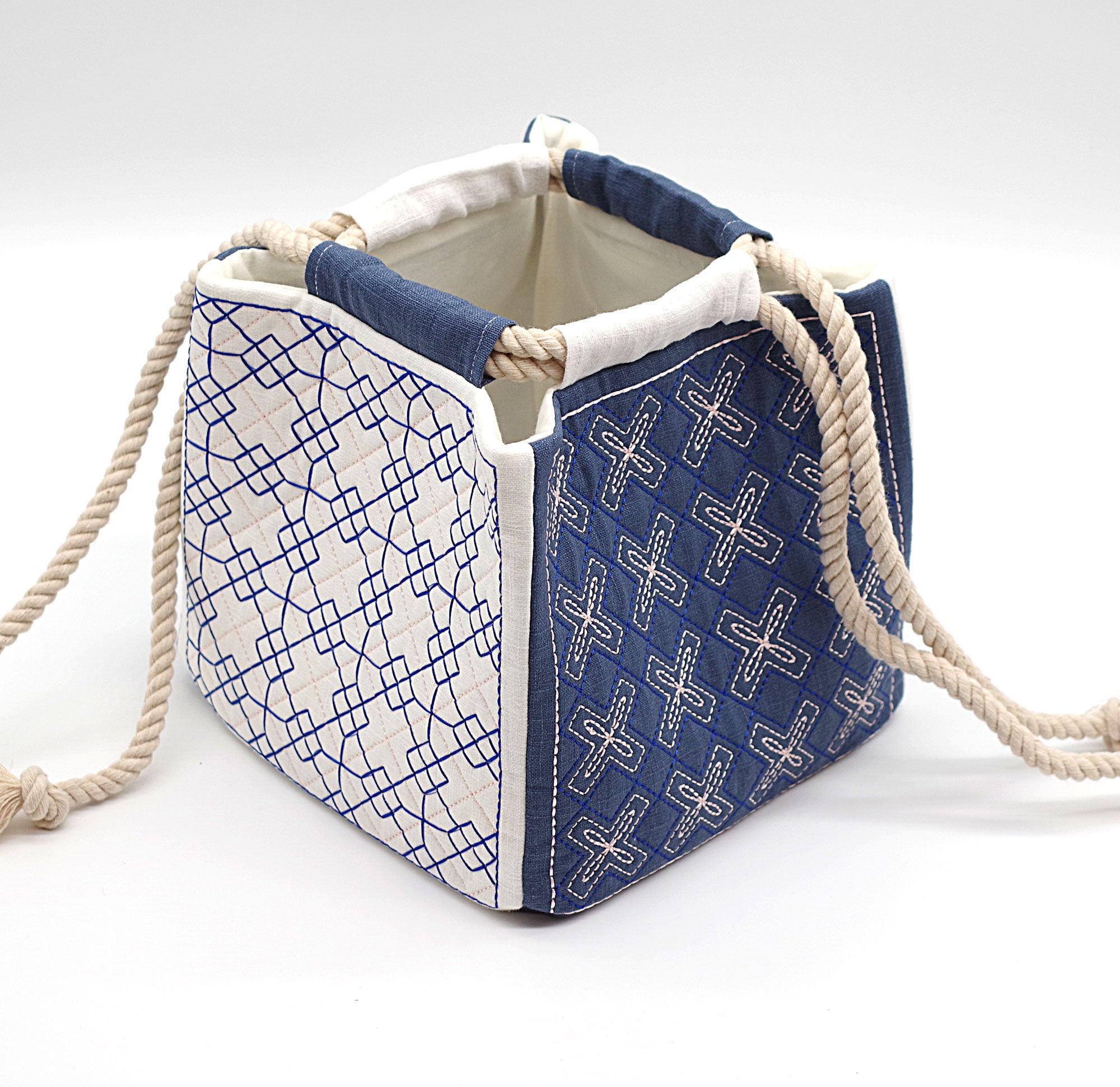 Kyoto In Bloom Embroidered Pouch - Brighton