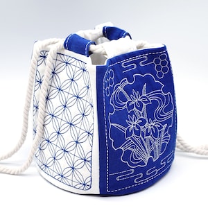 Borsa con coulisse Sashiko blu - Komebukuro Temari - Ricamo trapuntato giapponese, motivo origami, custodia Kinchaku 19x16x20 cm