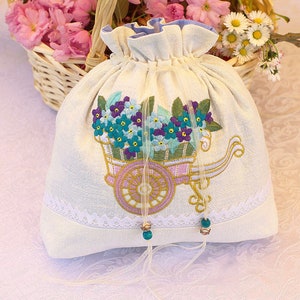 Bestickter Leinen Beutel- Kordelzug Projekttasche  für  Brot, Blumen, Kräuter, Seife / Garten Stickerei / Make Up Kulturtasche