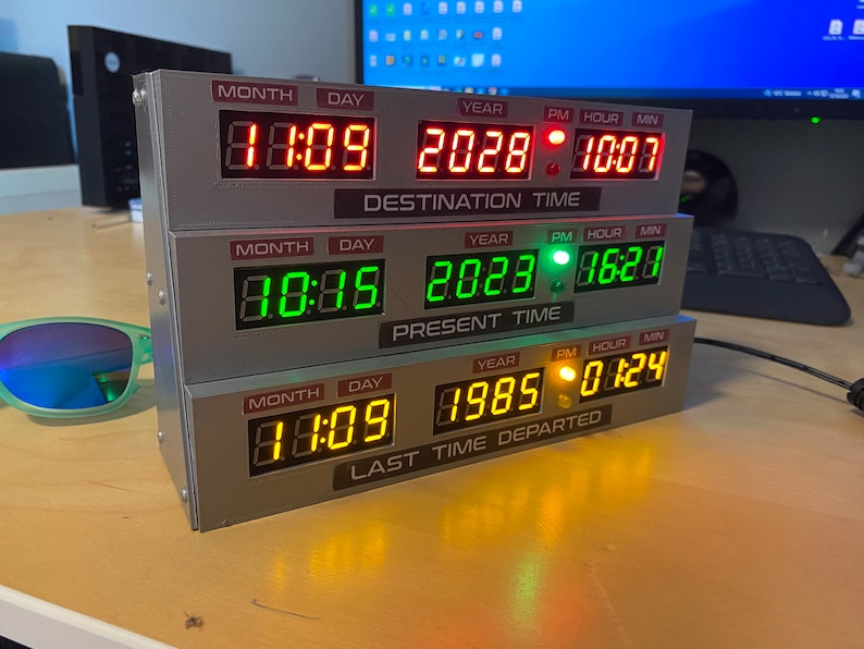 T-shirt Doc Brown Nella Torre Dell'Orologio Ritorno Al Futuro I