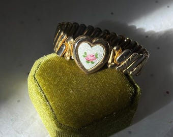 Vintage Guilloché Sweetheart Stretch Bracelet