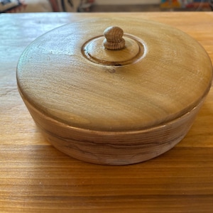 wooden bowl with lid.  Turned wood bowl. Decorative wood storage container with lid.