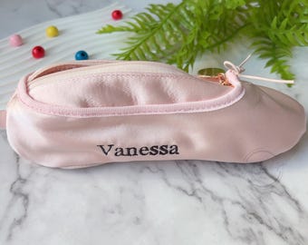 Personalized Name Ballet Shoe Makeup Bag, Cosmetic Pouch with Embroidery Name, Custom Ballet Slipper Toiletry Bag, Gifts for Dancer Lovers