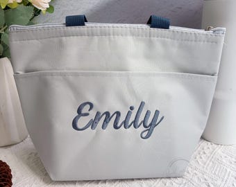 4 Color Custom Name Lunch Bag, Embroidered Lunch Bag for Her, Insulated Lunch Bag with Front Pocket, Custom Cooler Bag with Name, Gifts Idea