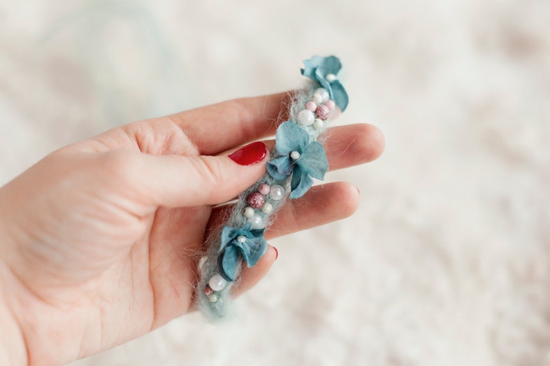 Newborn floral wreath. Newborn headband Childrens photography Baby photography items Baby headband