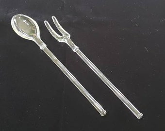 Vintage Elegantes Glas Salat Set aus Gabel und Löffel. Keine Beschädigungen.