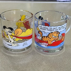 2 Vintage McDonald's Garfield Character Mugs Cups from 1978. Bright Colors with no Fading. Holds 8 ounces.