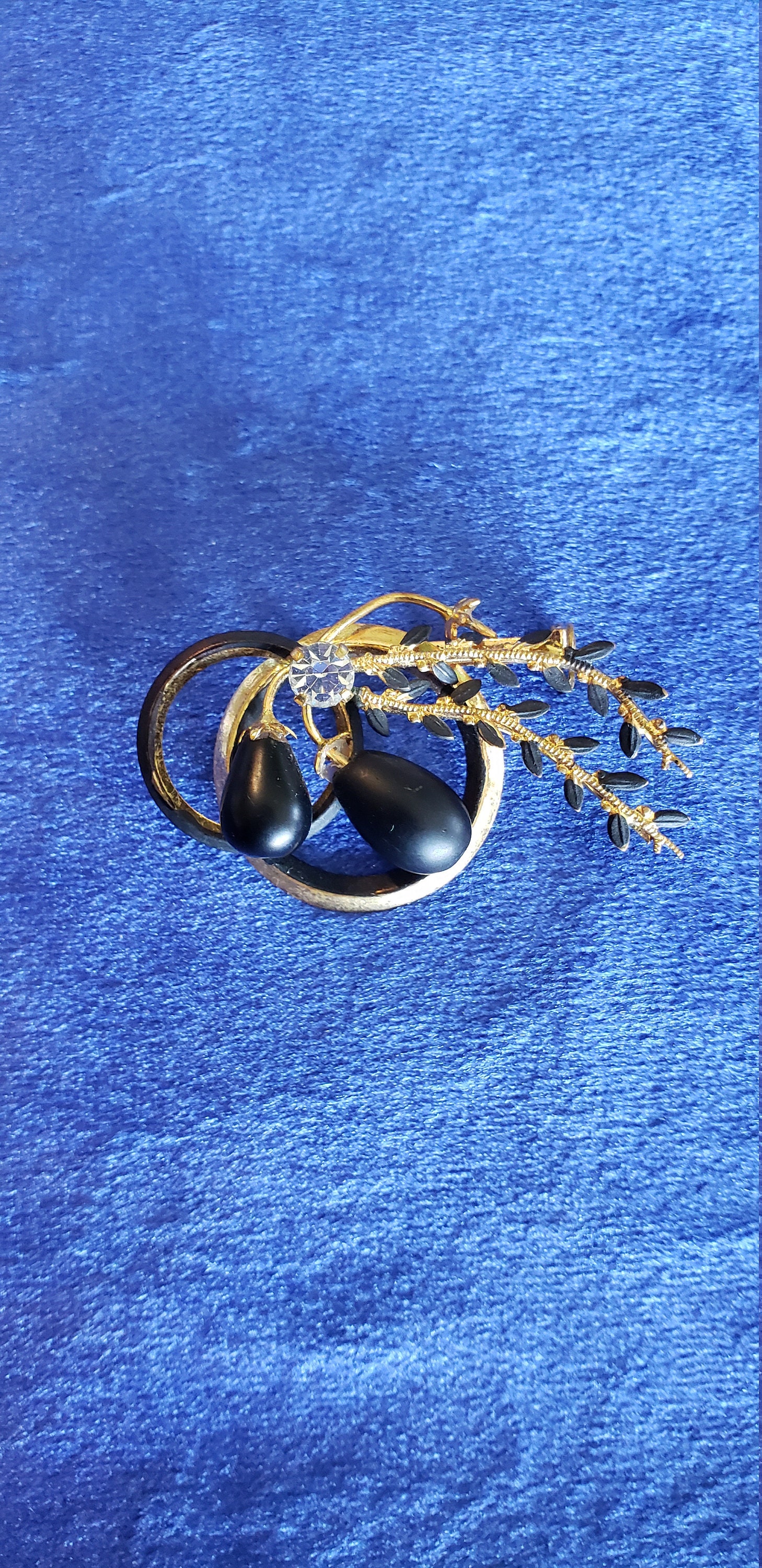 希少　AUSTRIA ヴィンテージ　ブロッチ　美品 Vintage MADE IN AUSTRIA Brooch Black-tone Metal With Deep