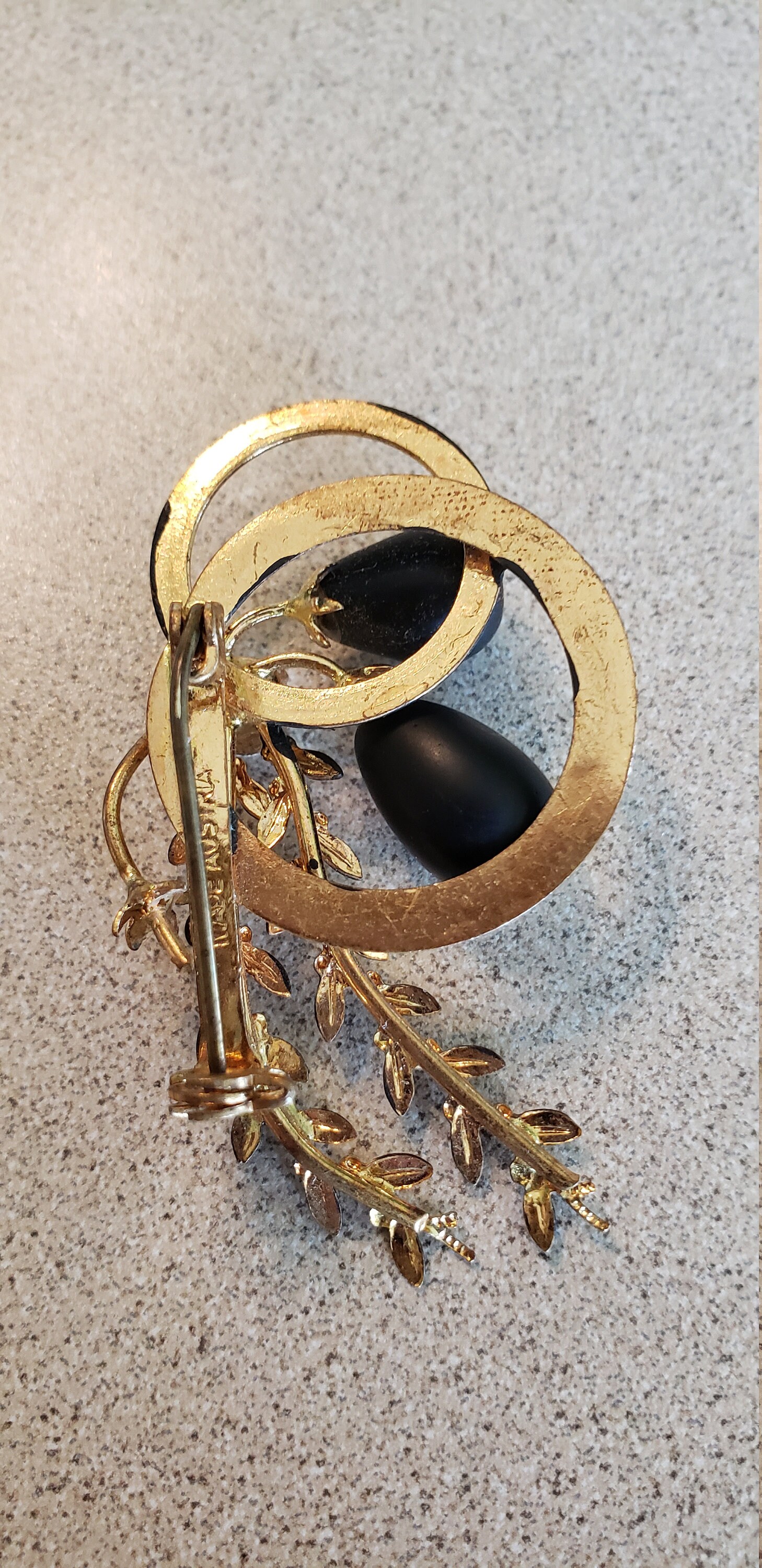 希少！Austria 定価20000 タグ付　ヴィンテージ ブローチ8170 Vintage Made in Austria BROOCH With Matte Black Circles