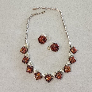 Coro Confetti Lucite Necklace and Clip On Earrings,  Necklace is 16 1/2 inches long, earrings are 1 1/8 inches in diameter. Mid Century.