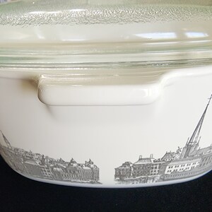 Vintage RENAISSANCE Corning Ware 2 1/2 Quart Casserole With Textured ...