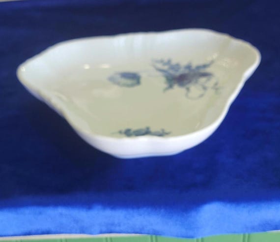 ヴィンテージ ロイヤル コペンハーゲン ブルー フラワー 編み込み