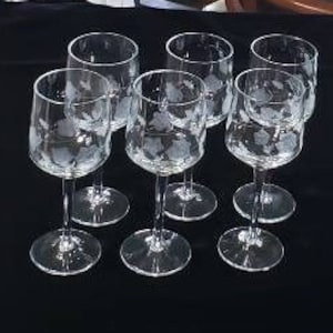 Vintage 6 Stemmed Wine Goblets Glasses with Cut Flower and Leaves Design. Elegant Glassware.