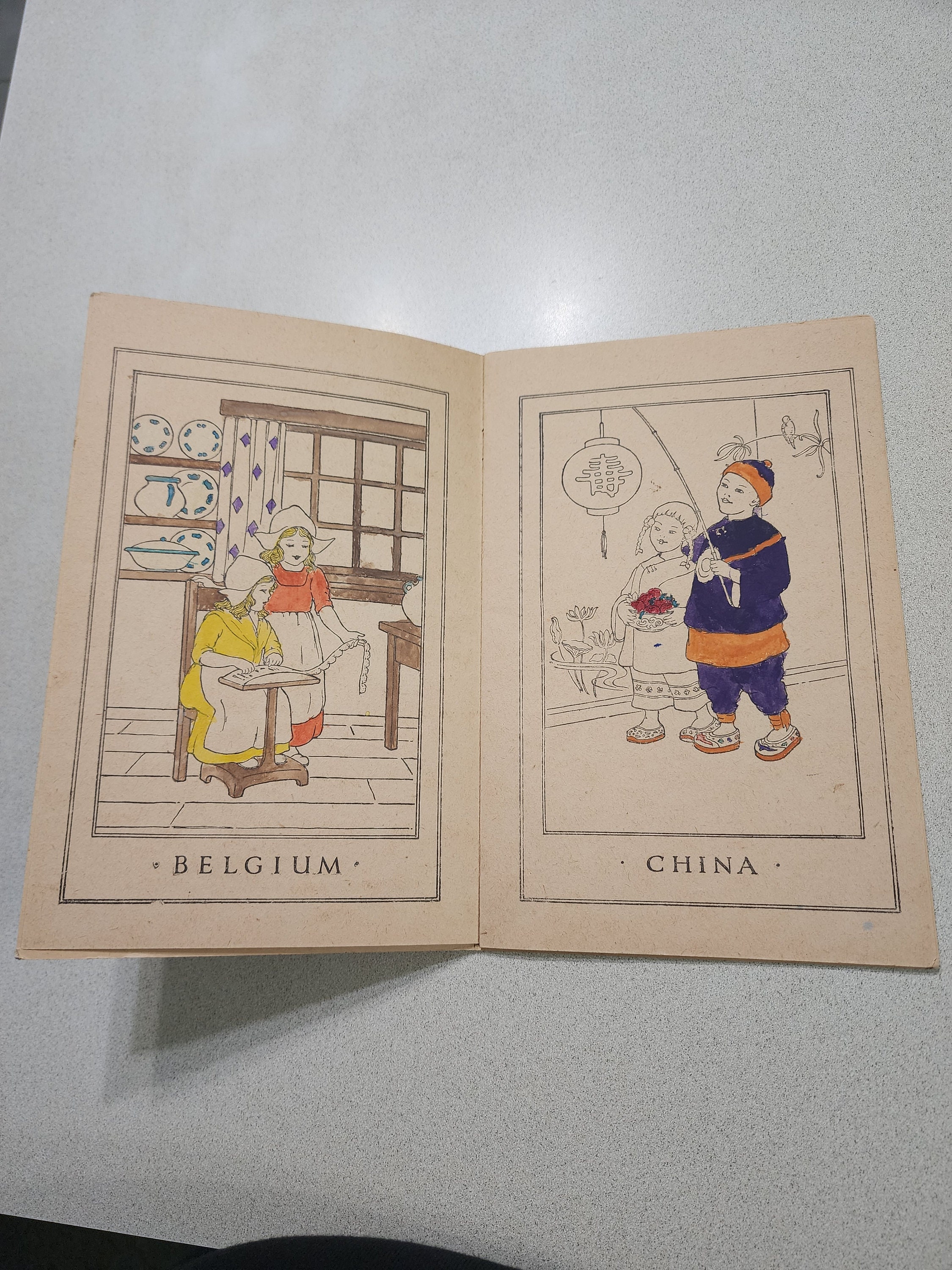 Vintage Kinder aller Nationen Zeichenbuch Nr. 398 von The