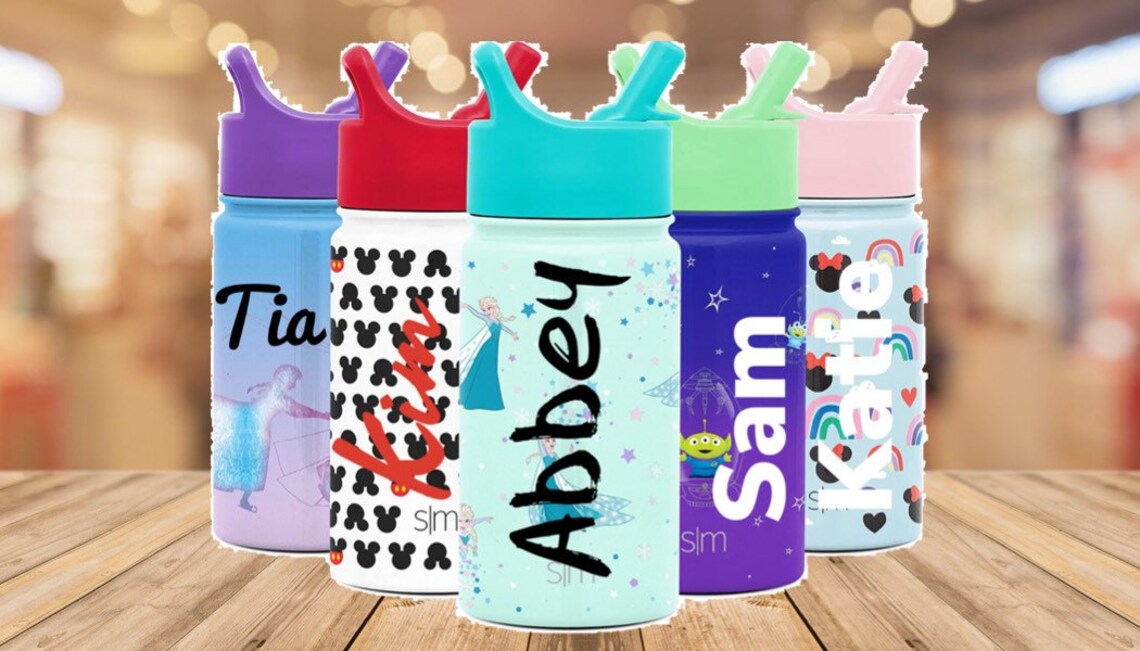 Peut On Rentrer Avec Une Bouteille D'eau à Disney Bouteilles deau disney personnalisées pour enfants | Etsy